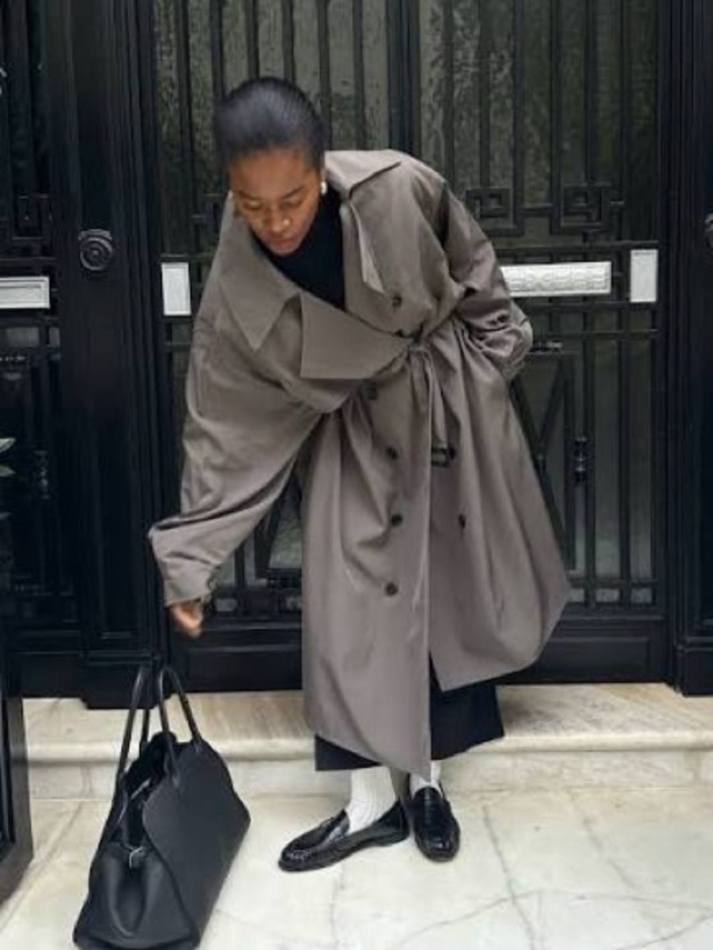 THE FRANKIE SHOP • Mavis Oversized Grey Trench Coat - Picture 14 of 16